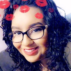 Meet your Posher, Arely